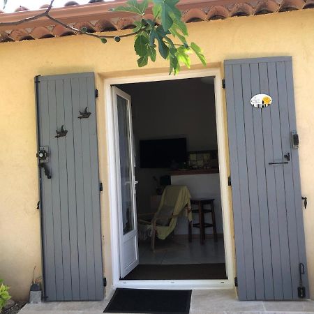 Villa LE Cabanon des hirondelles à Villecroze Extérieur photo